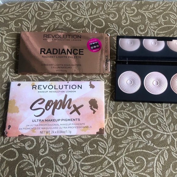 SEPHORA Other - REVOLUTION London SOPH AND RADIANCE PALETTE BUNDLE